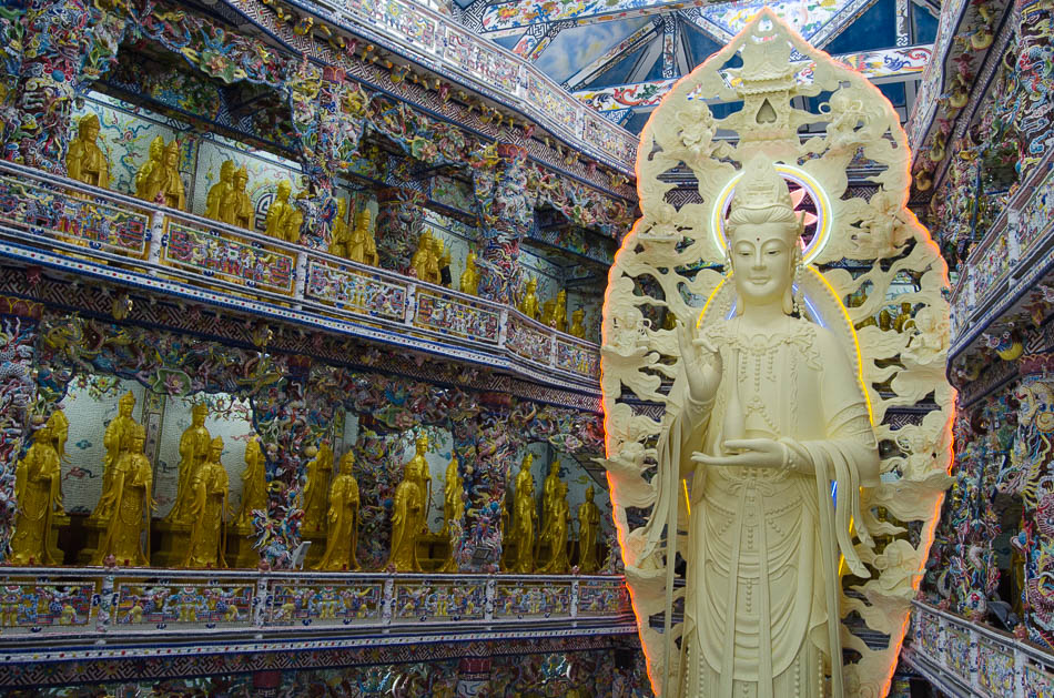 Giant buddha at Linh Phuoc Pagoda Vietnam