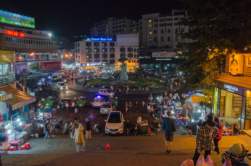 Dalat's night market