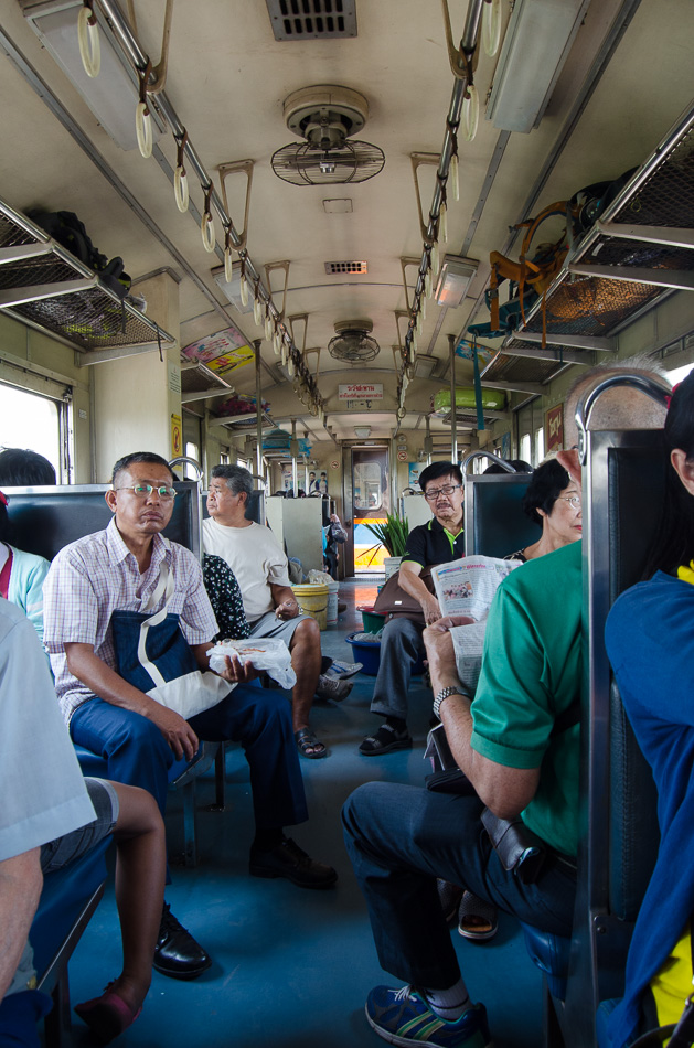 Train from Bangkok to Ayutthaya